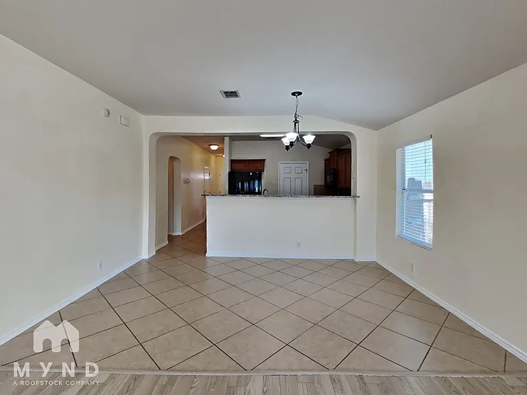 11214 Bold Forbes — Photo 3