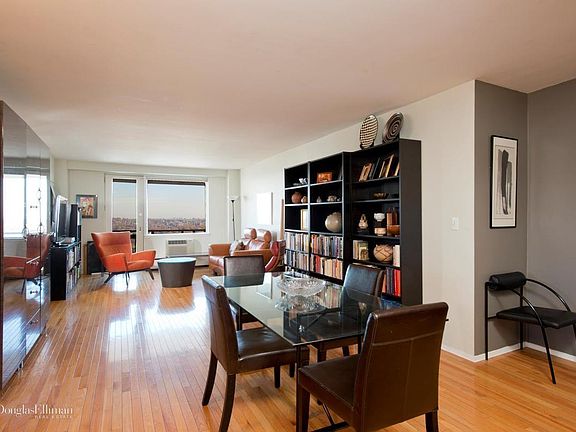 2nd image of 5700 Arlington Ave APT 19B