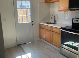 516 Ribier Ave #1/2, Modesto, CA 95350