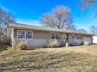 3847 S Broadway Ave, Springfield, MO 65807