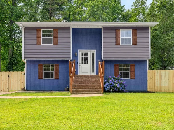 4 Wiberg Ct, Travelers Rest, SC 29690