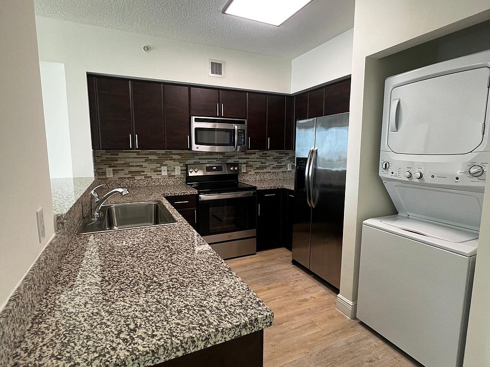 1st image of 980 SW 37th Ave #1201