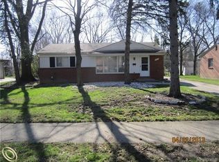 29339 Candlewood Ln, Southfield, MI 48076