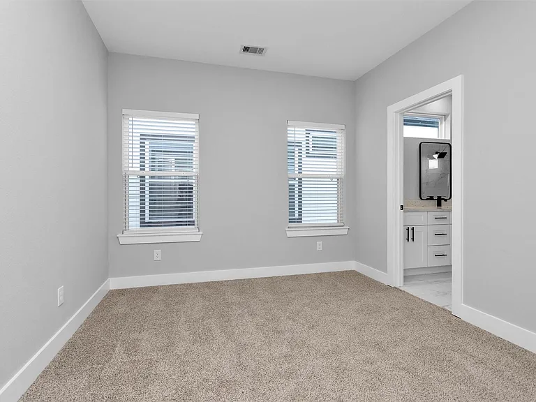 6918 Dumble St #B — Photo 23