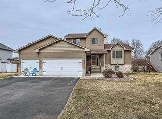 107 Mustang Ct, Lino Lakes, MN 55014