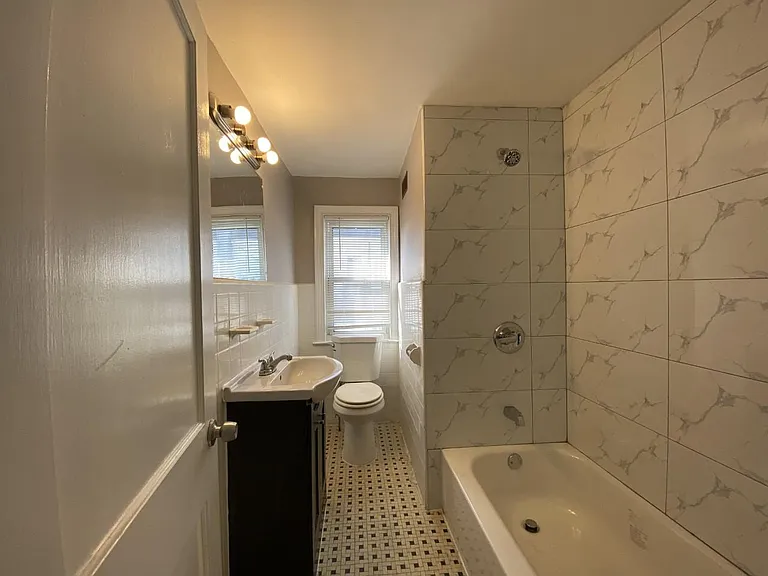 1841 Harfman Dr — Photo 12