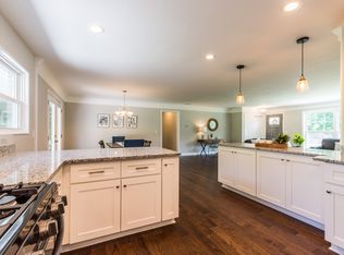 77 Randolph Rd, Rochester Hills, MI 48309