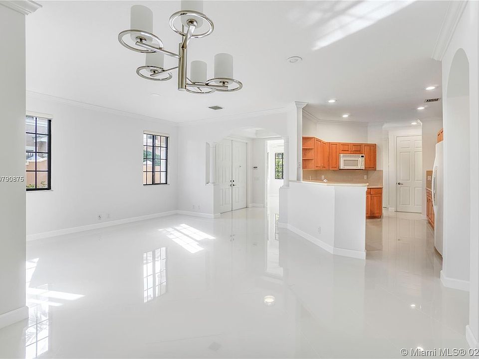 1st image of 2673 Center Court Dr #2-10
