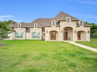 421 McDonnell Ct, Waxahachie, TX 75167