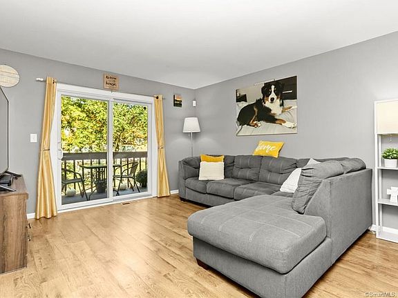5th image of 23 Huntington Hts #23