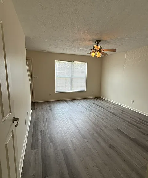 Westwind Townhomes — Photo 7
