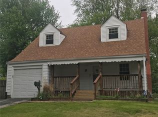 160 N Haworth Ave, Decatur, IL 62522