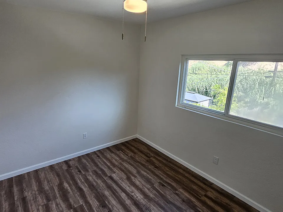 1903 Ensenada St