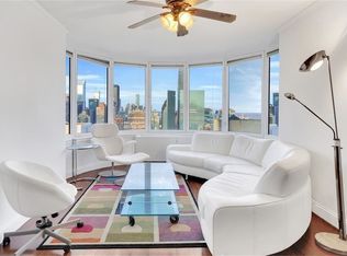 330 E 38th St #43FG, New York, NY