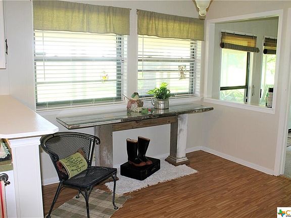 4th image of 801 River Oak Dr