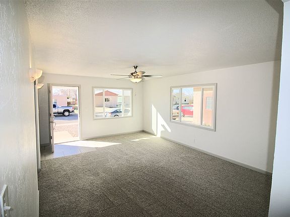 5th image of 1808 Miracerros Ln