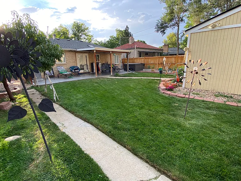 830 Newport St — Photo 11