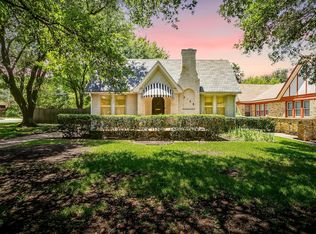 2138 Stanley Ave, Fort Worth, TX 76110