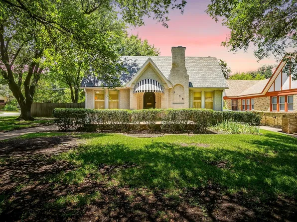 2138 Stanley Ave, Fort Worth, TX 76110