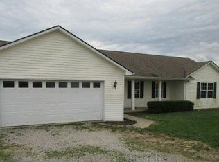 73 Lee Dr, Carlisle, KY 40311