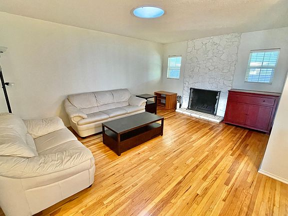 5th image of 2049 W 185th St
