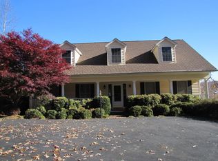 130 Saint Augustine Rd, Wirtz, VA 24184