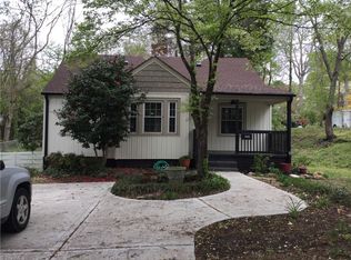 1143 Ebert St, Winston Salem, NC 27103