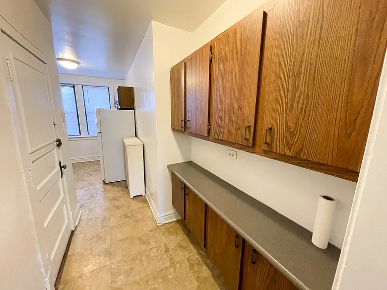 510-34 W. Addison St. — Photo 8