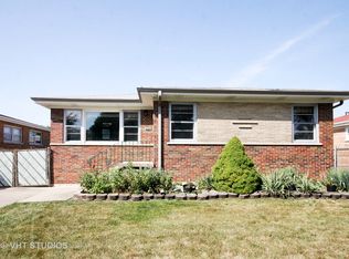 8708 Tulley Ave, Oak Lawn, IL 60453