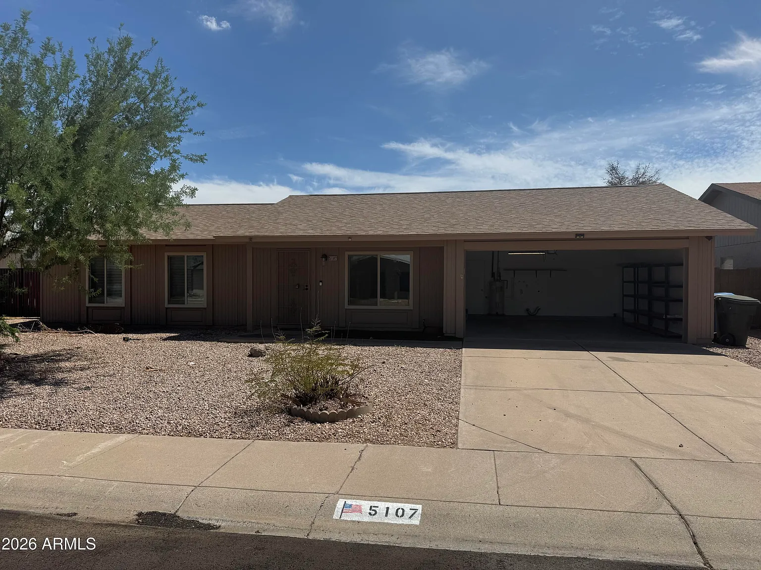 3 bed, 2.0 bath, 1092 sqft, $2,200 — Photo 1