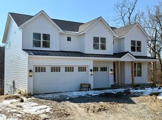 2121 Clough Chase Dr, Cincinnati, OH