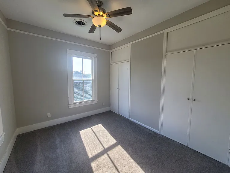 3919 Avenue O — Photo 23