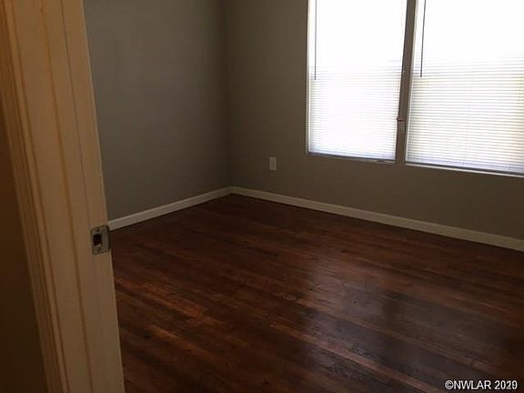 3rd image of 3144 Stonewall St