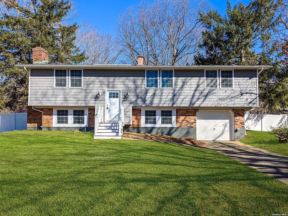 9 Mayflower Lane, East Setauket, NY 11733 Zillow