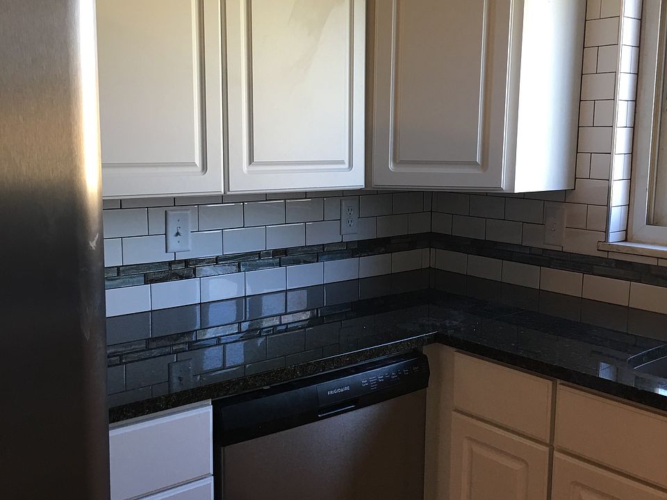 1st image of 1916 Echo Woods Ct