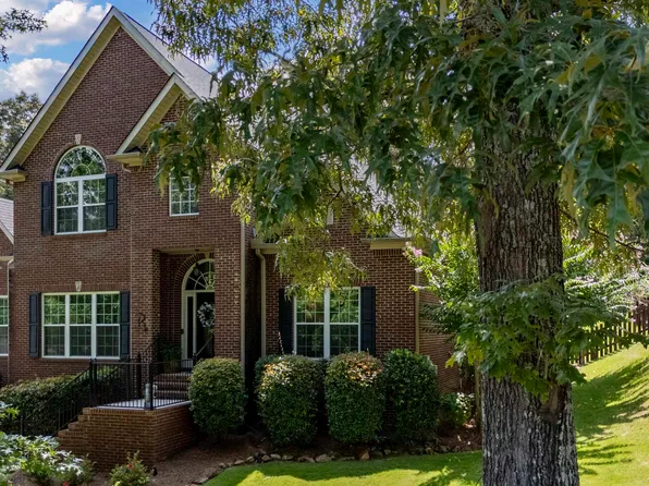 1015 Woodlands Cv, Helena, AL 35080