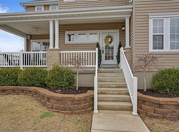 3rd image of 2555 Viola Gill Ln