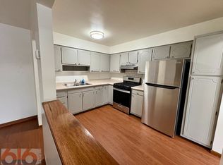 630 56th St SE APT 12, Grand Rapids, MI 49548