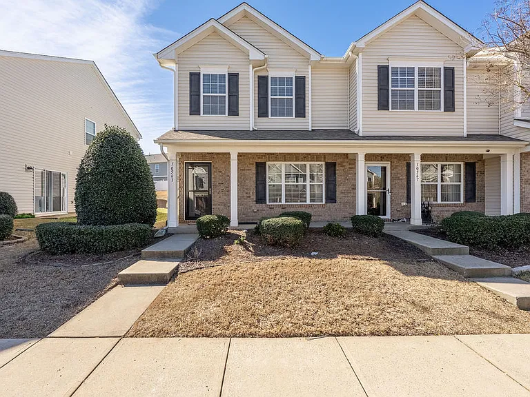 10563 Stoneacre Ct — Photo 1