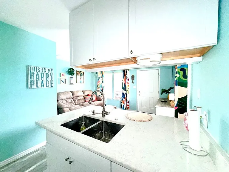 1809 Hillcrest Dr #107 — Photo 5