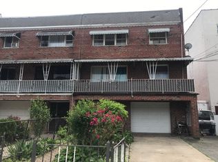 812 E 225th St, Bronx, NY 10466