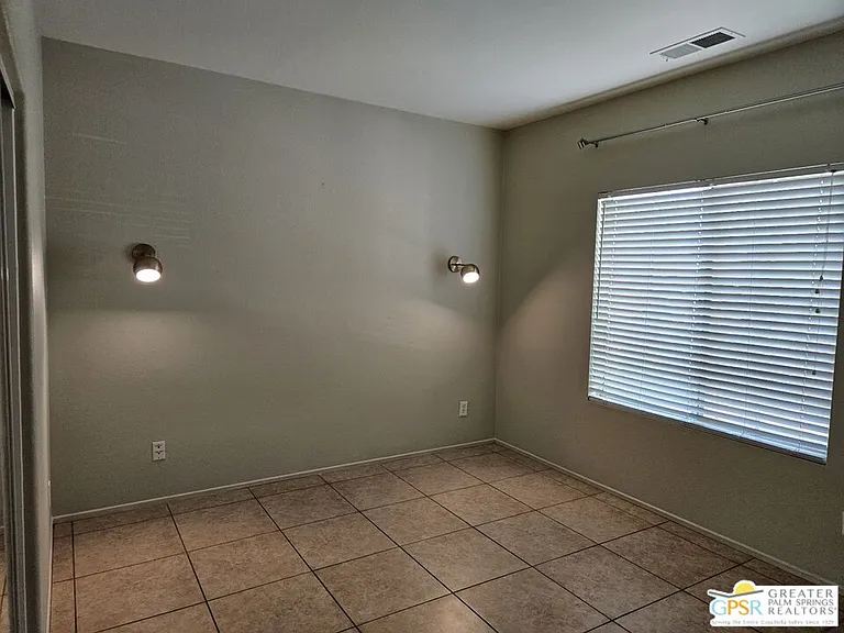 Summit Dr — Photo 11