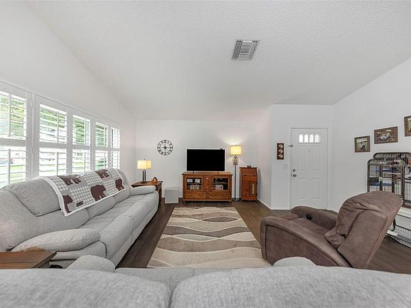 2nd image of 4866 ENFIELD COURT