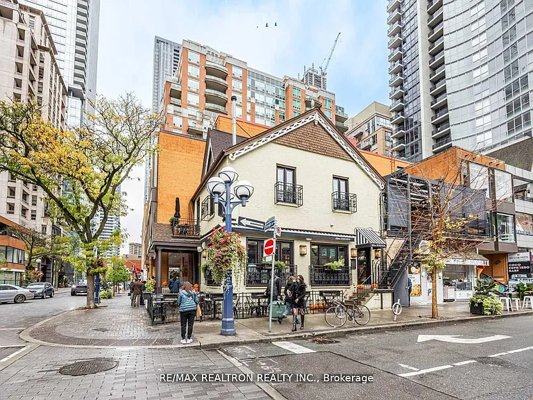 88 Cumberland St #1801 — Photo 36