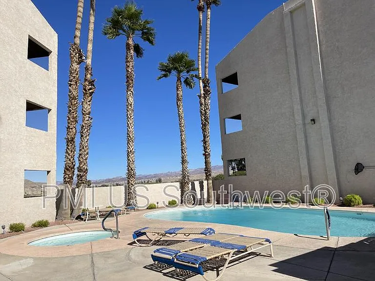 1611 Highway 95 #B208 — Photo 5
