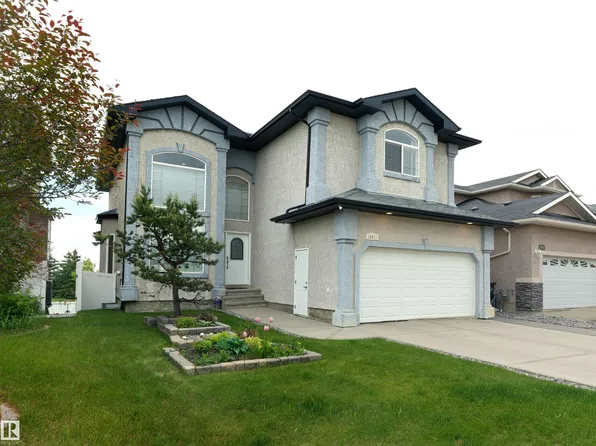 16011 46th St NW, Edmonton, AB T5Y 0G9