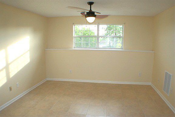 2nd image of 102 Berry Ridge Cir