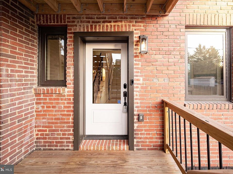 1st image of 428 N Henry St #B