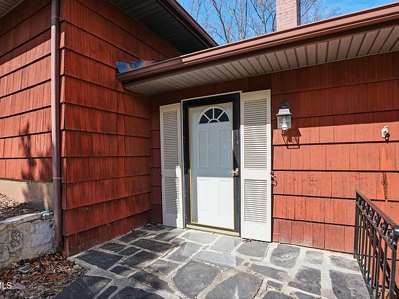 4th image of 103 Sherwood Dr