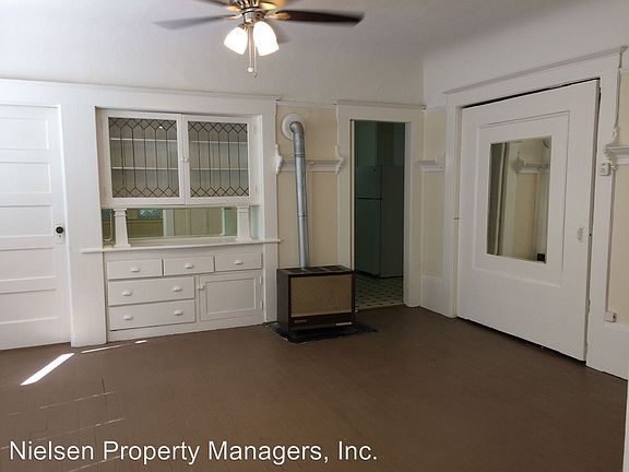 4th image of 1818 G St APT 06